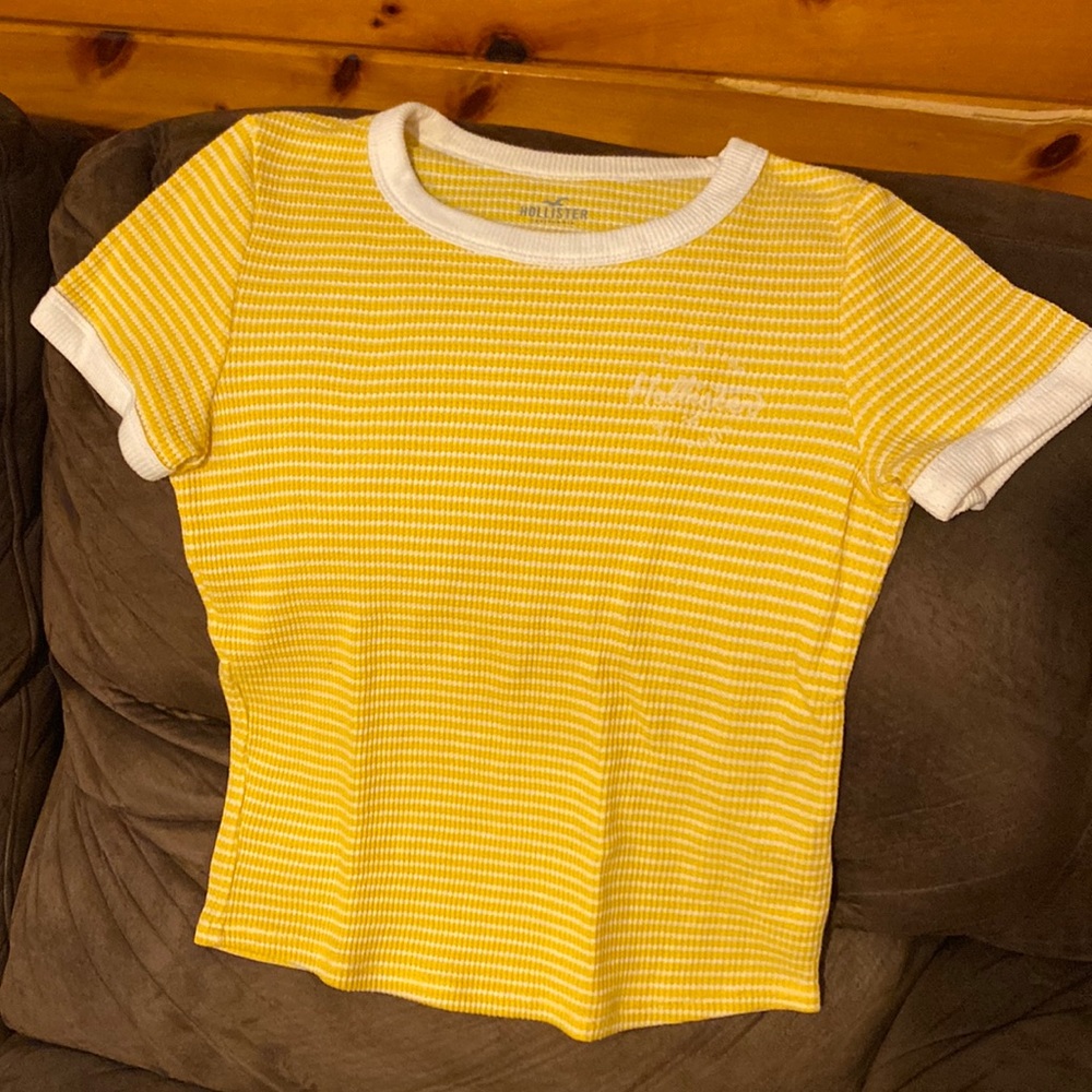 Hollister T-shirt